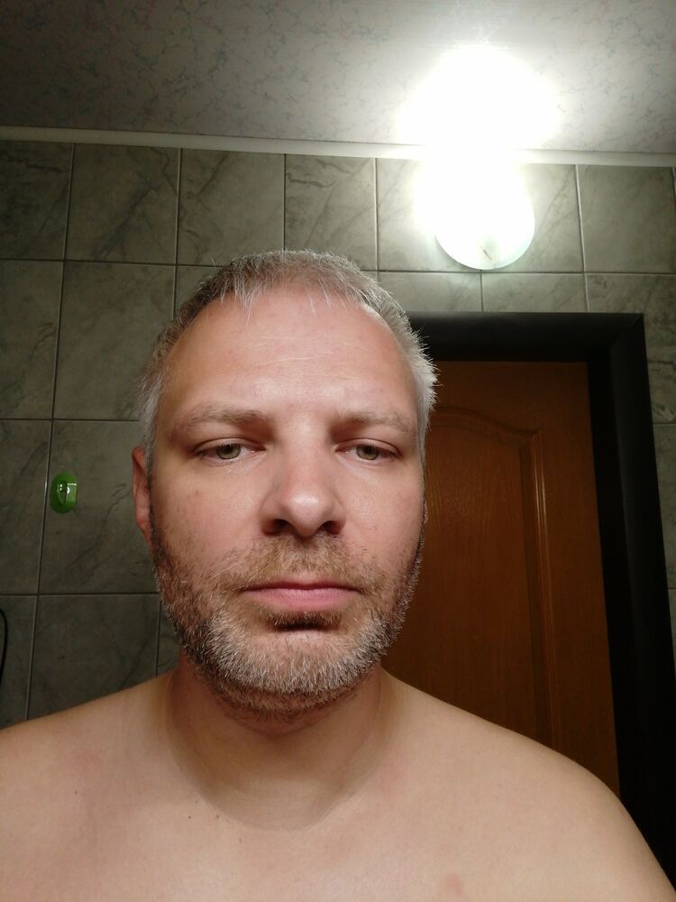  48106857  , 40 ,    