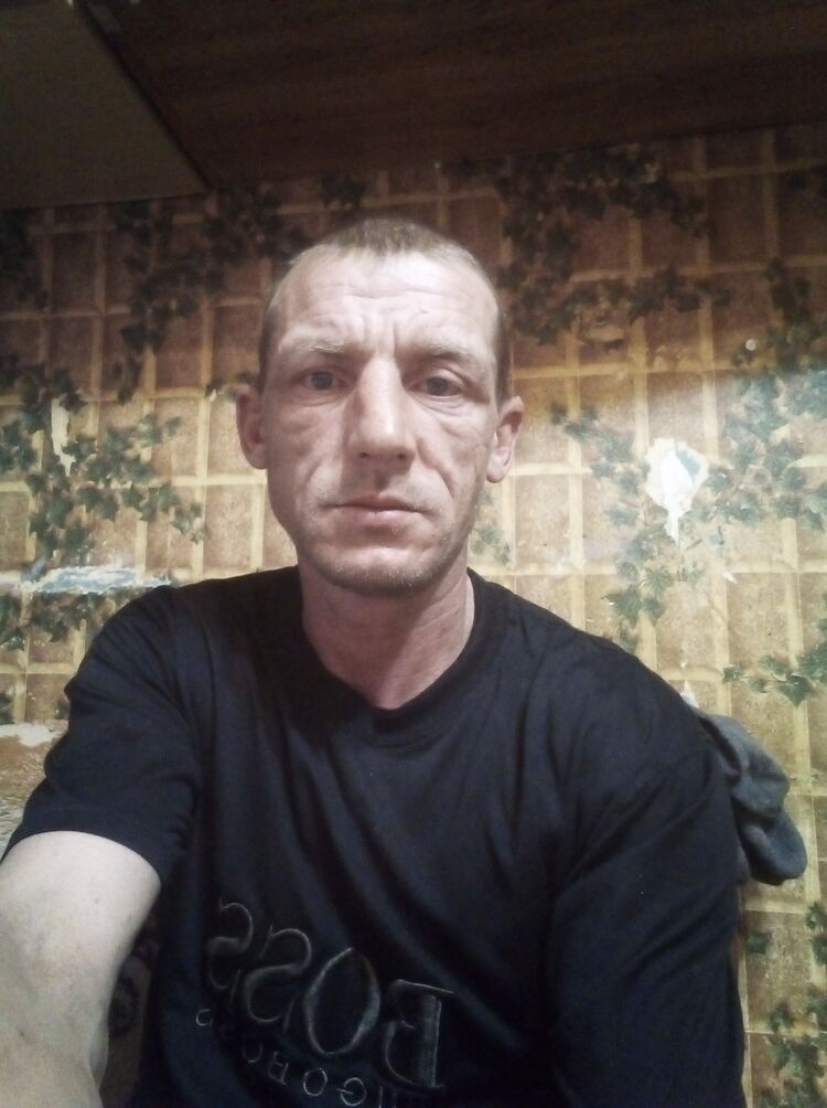  43935047  , 44 ,    