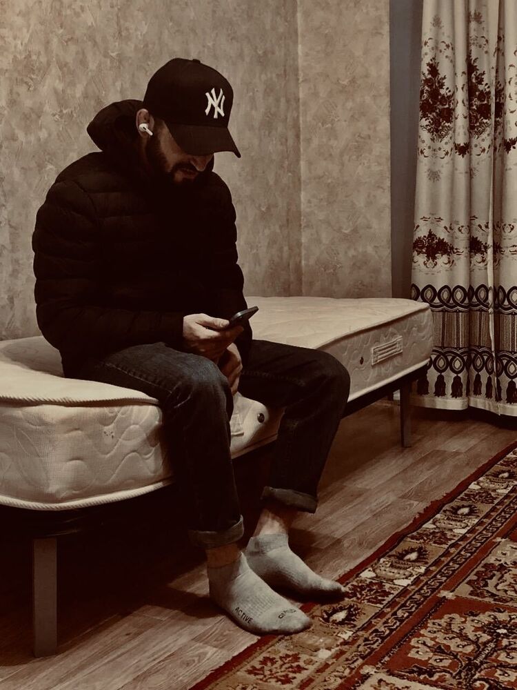 43138587  , 22 ,    
