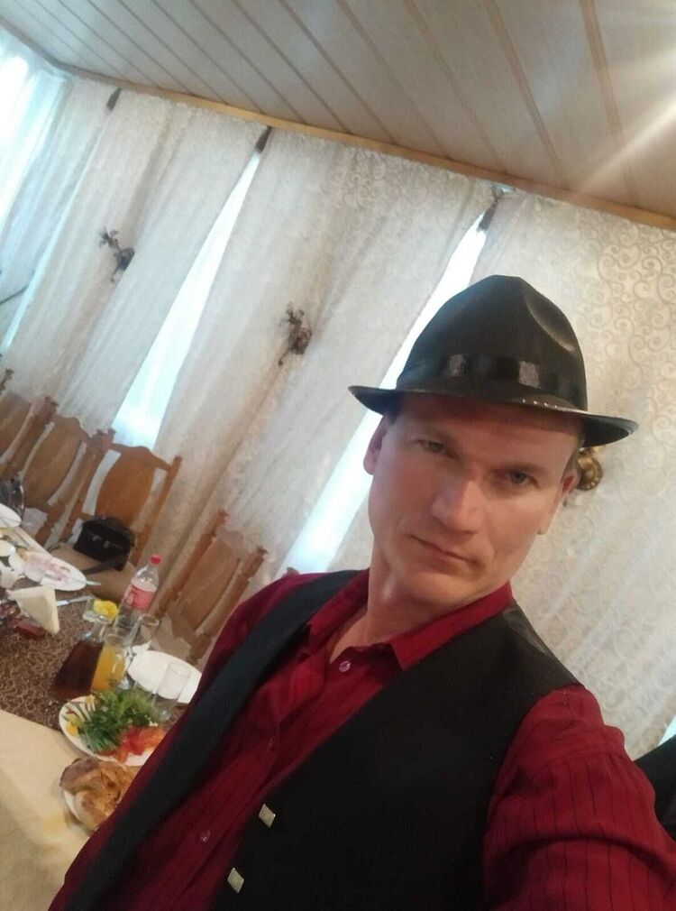  ,   Garic, 41 ,   ,   , c 