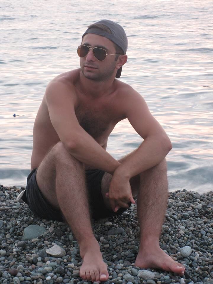  ,   Guka, 31 ,   