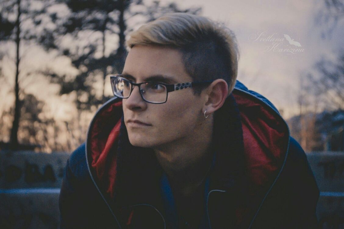  -,   Nicky, 28 ,   ,   , c 