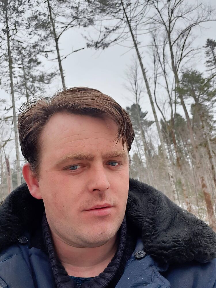  ,   Nikolay, 33 ,   , 