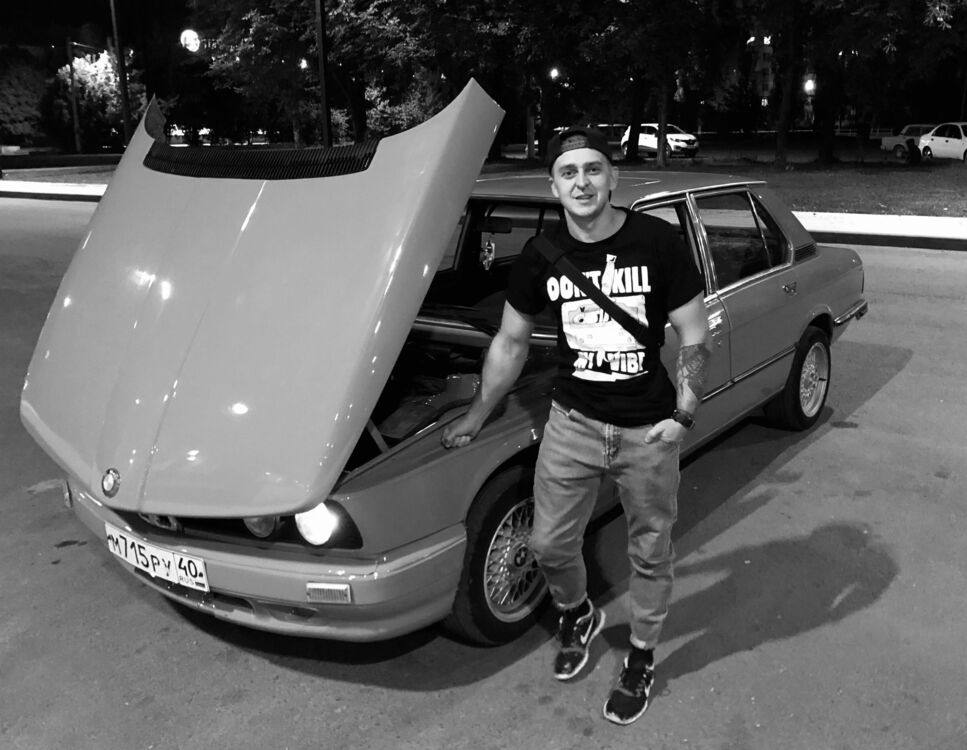  53080797  Aleksei, 35 ,    