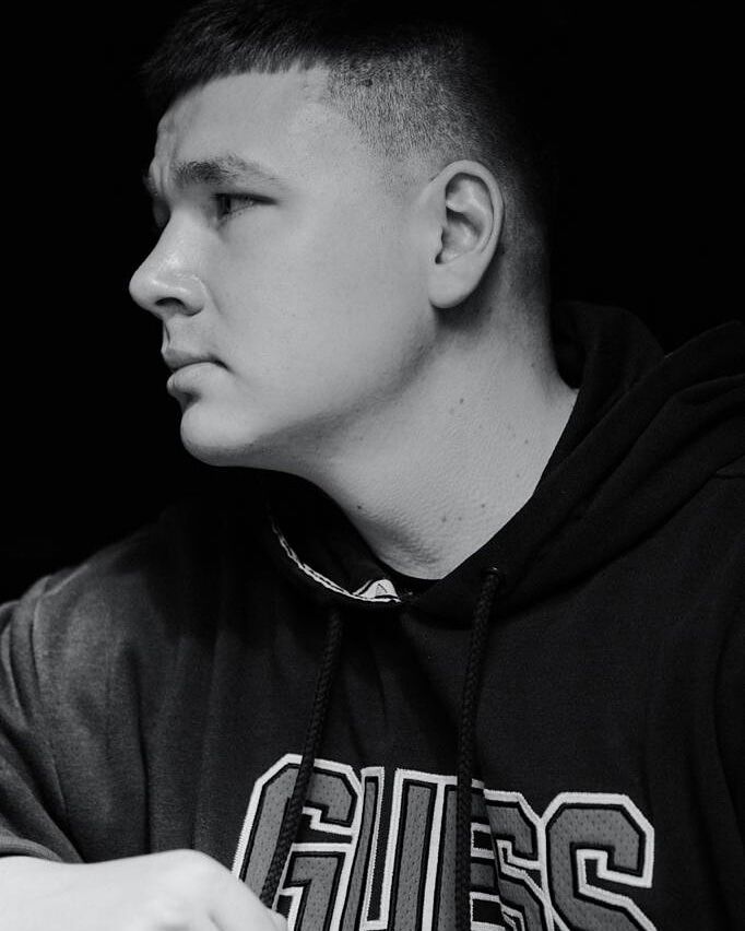 ���� 24621727 ������� ������, 102 ����, ���� ���������� � ����������