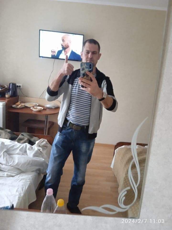  42790737  , 36 ,    