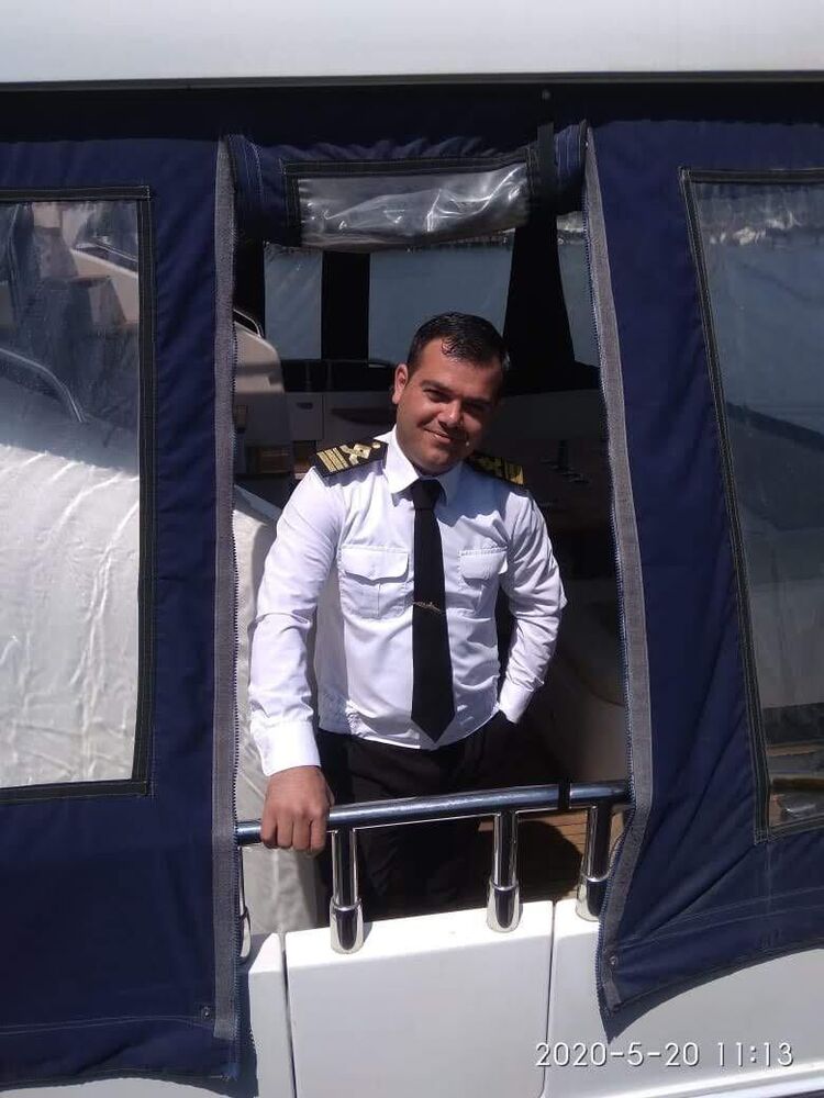 38996257  Murad, 33 ,     
