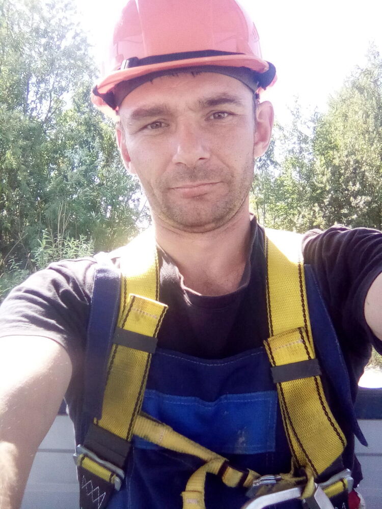  28648637  , 39 ,    