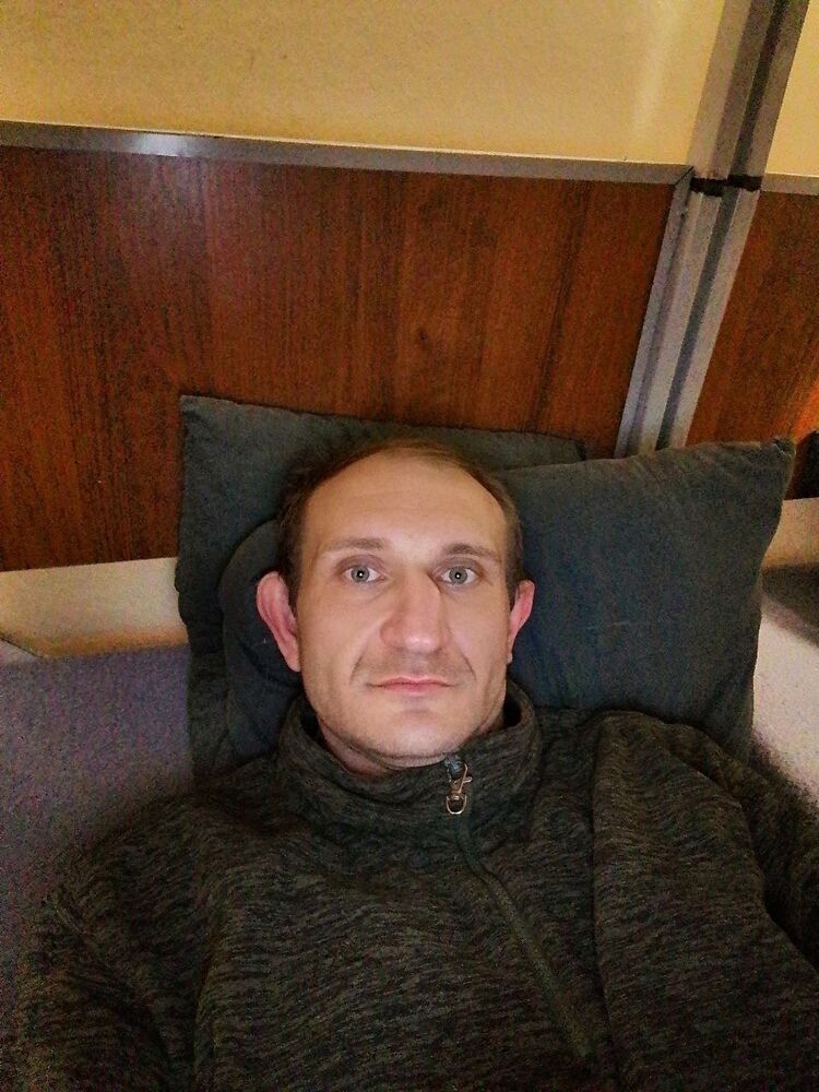  47711747  , 35 ,    