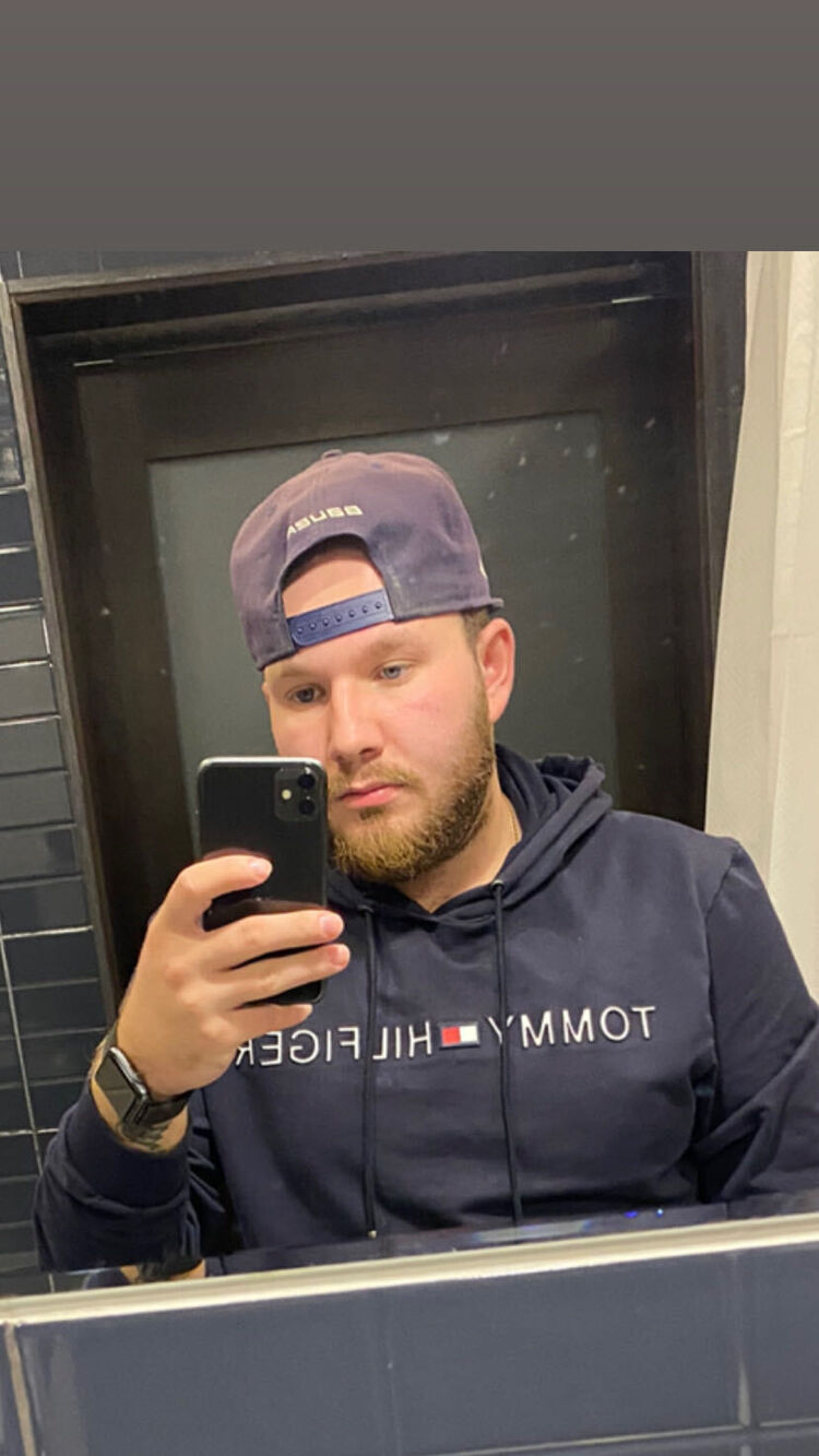  27076577  Dima, 30 ,    