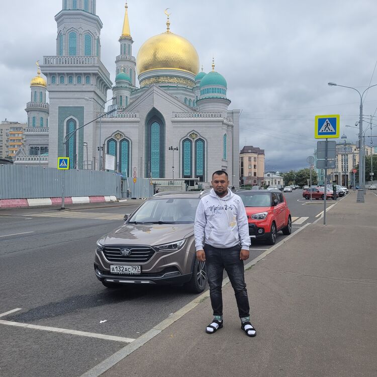  ,   Javlonbek, 31 ,   ,   