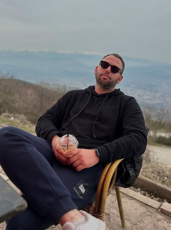 ���� 52015187 ������� ��������, 37 ���, ���� ���������� � �����-����������