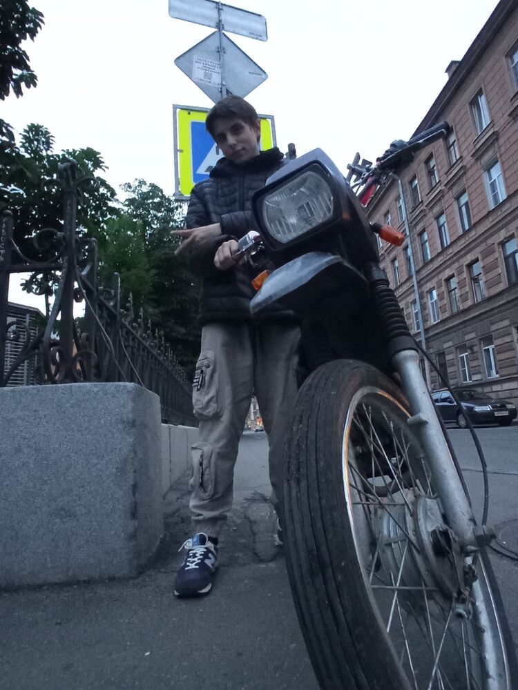  44630627  , 21 ,    -