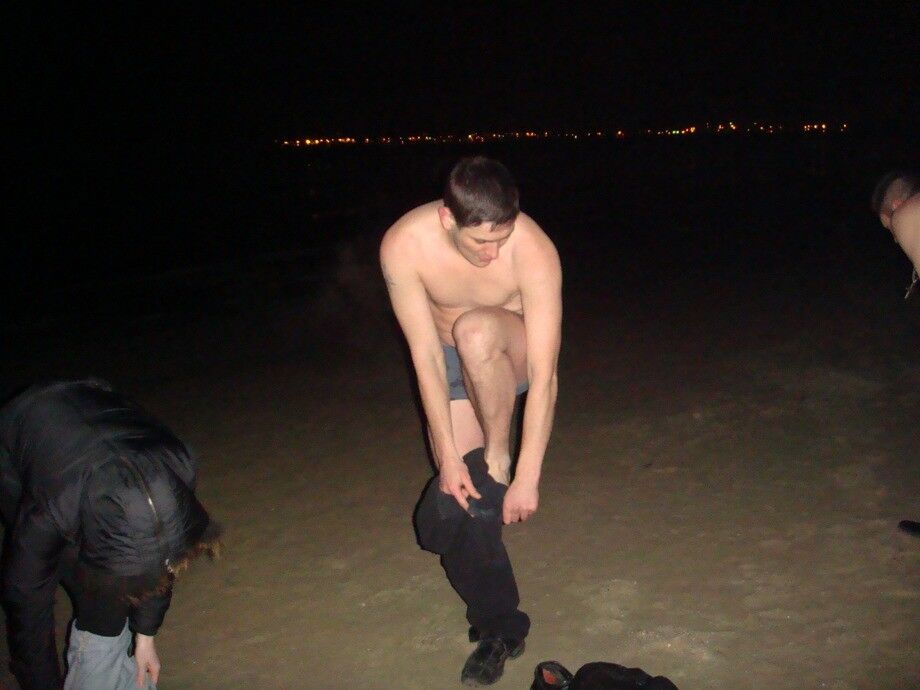  4299397  Serzh, 43 ,    