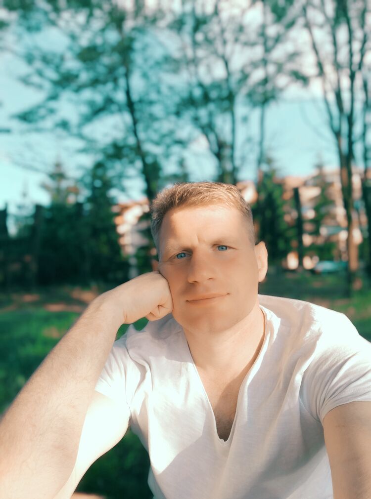  23148887  Vladimir, 40 ,    