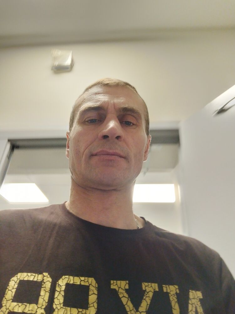  46046327  , 47 ,    