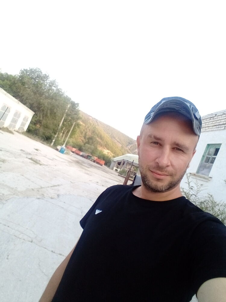  ,   Aleksandr, 37 ,   ,   , c , 