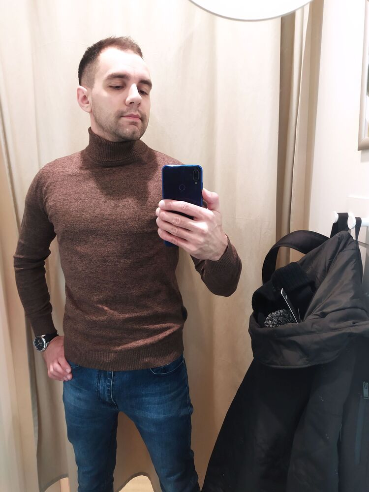  42747827  , 34 ,    