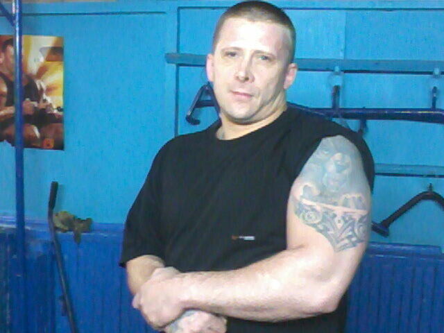  33242457  Alex, 53 ,    -