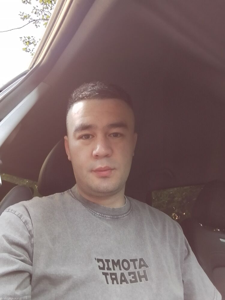  52935087  , 37 ,    -