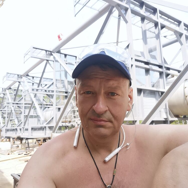  30195637  , 51 ,    