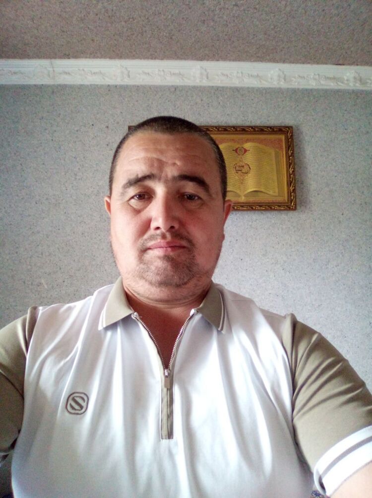 52850667  Elbek, 40 ,    