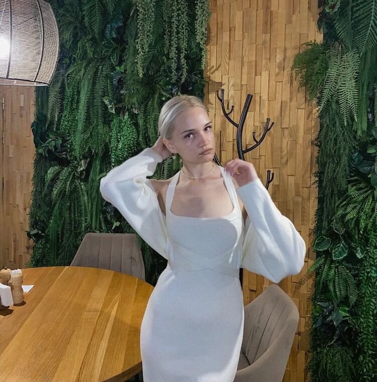  54548707  , 28 ,    --