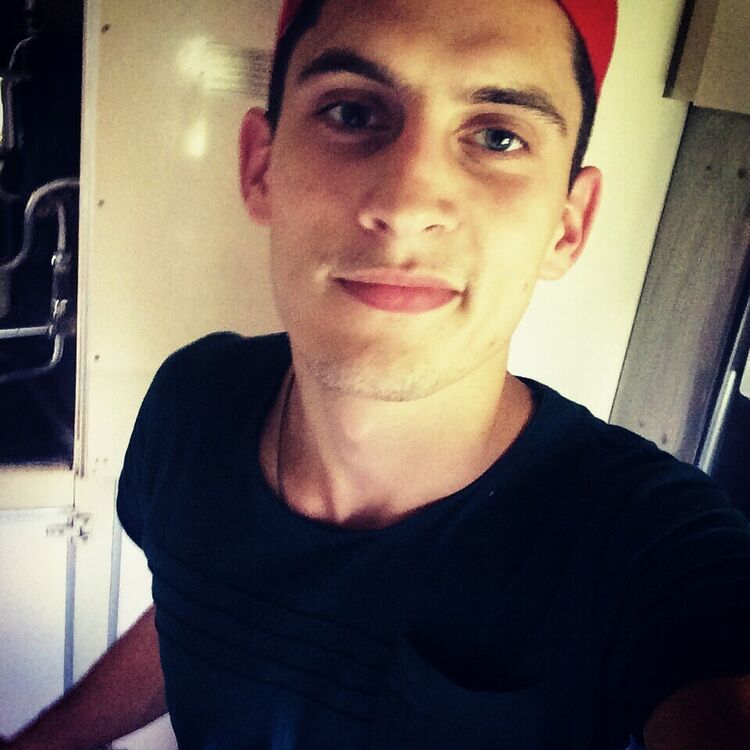  --,   , 24 ,     , c 