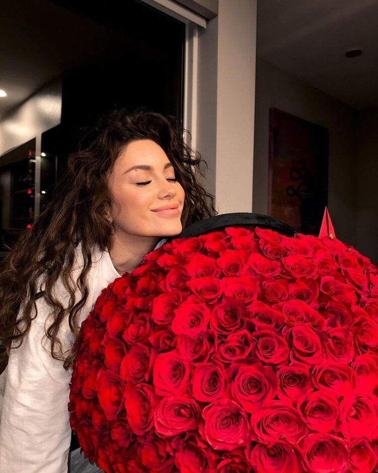  37667297  , 22 ,    -