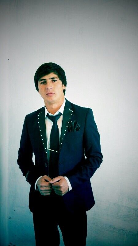  10319877  Farhat, 34 ,    