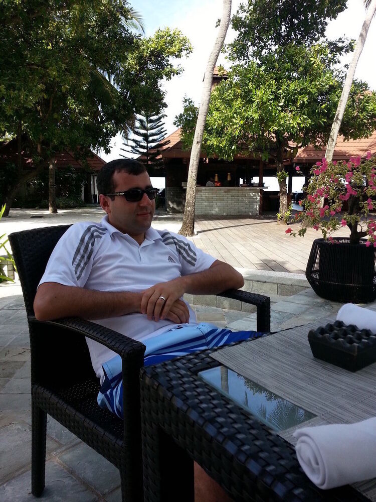  5936797  Sargis, 36 ,    