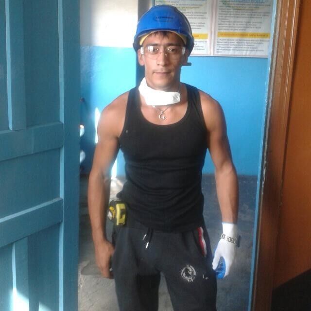  7246197  Ayan, 38 ,    