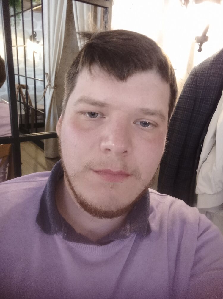  38169277  PAVEL, 30 ,    