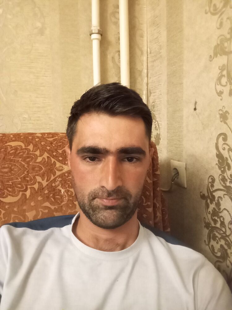  ,   Iskoo, 28 ,   ,   