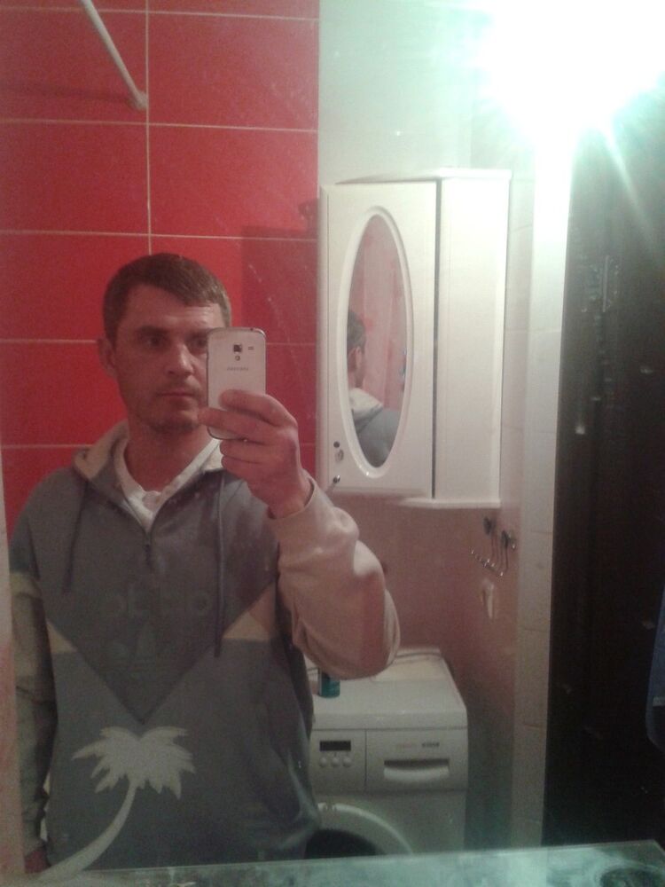  7498187  , 44 ,    