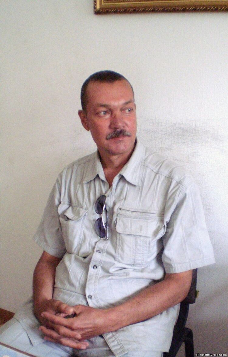  ,   Mishail, 54 ,  