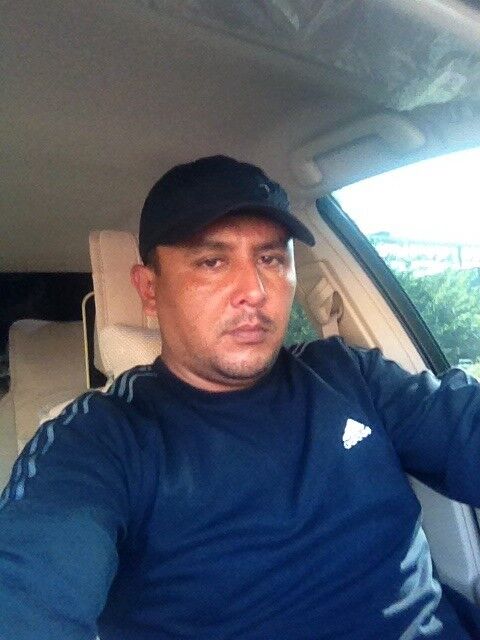  4307897  Dilik, 46 ,    