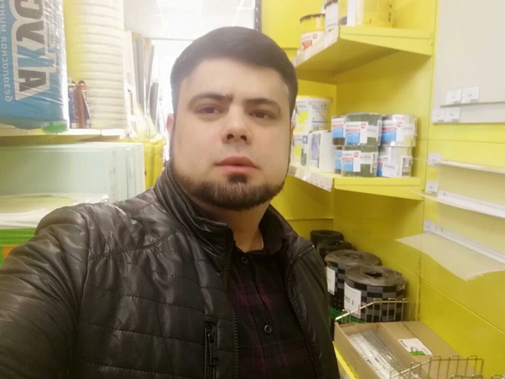  ,   Sam, 31 ,   ,   