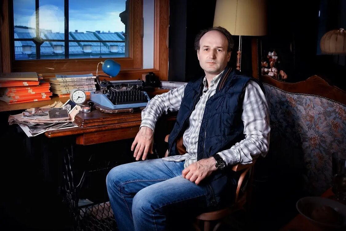  27788707  Alexander, 53 ,    -