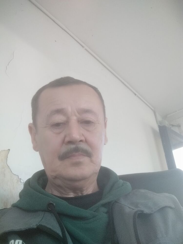  22820847  , 65 ,    