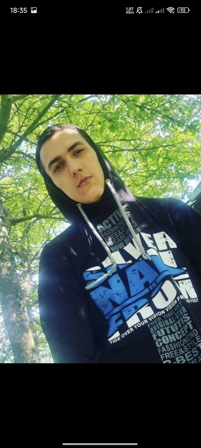  48717247  Gora, 25 ,    