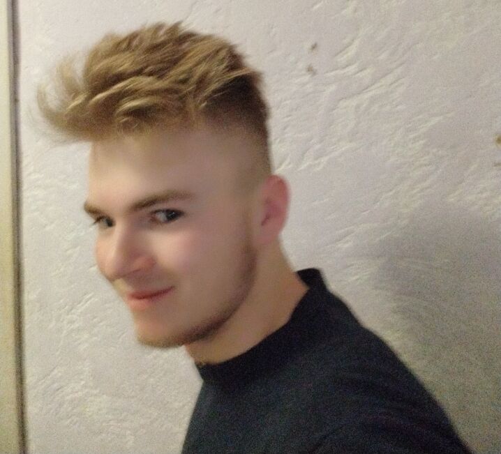  32675067  , 21 ,    