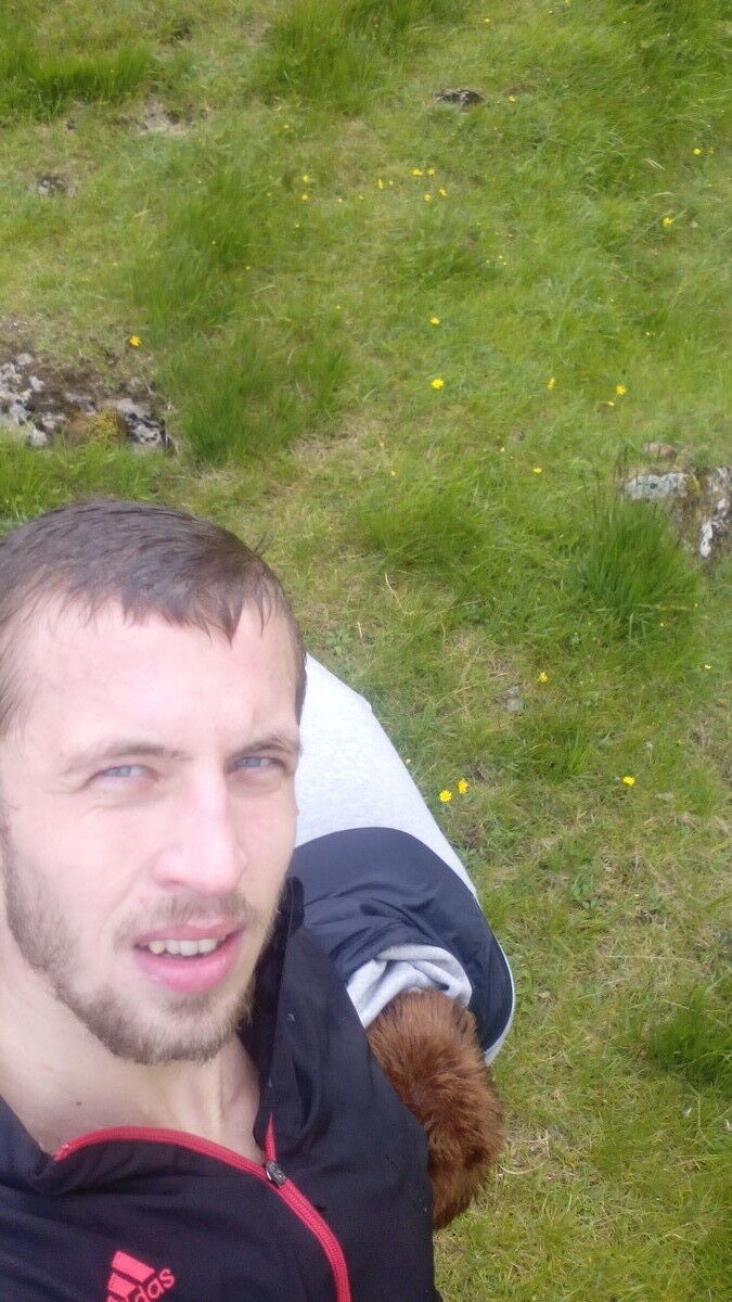  8251817  Vanya, 33 ,    