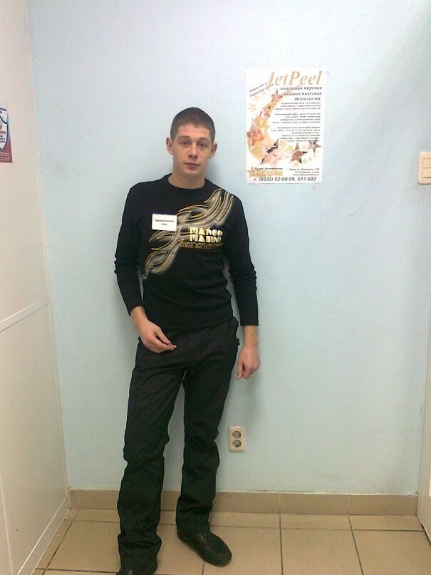  46714807  Aleksei, 37 ,    
