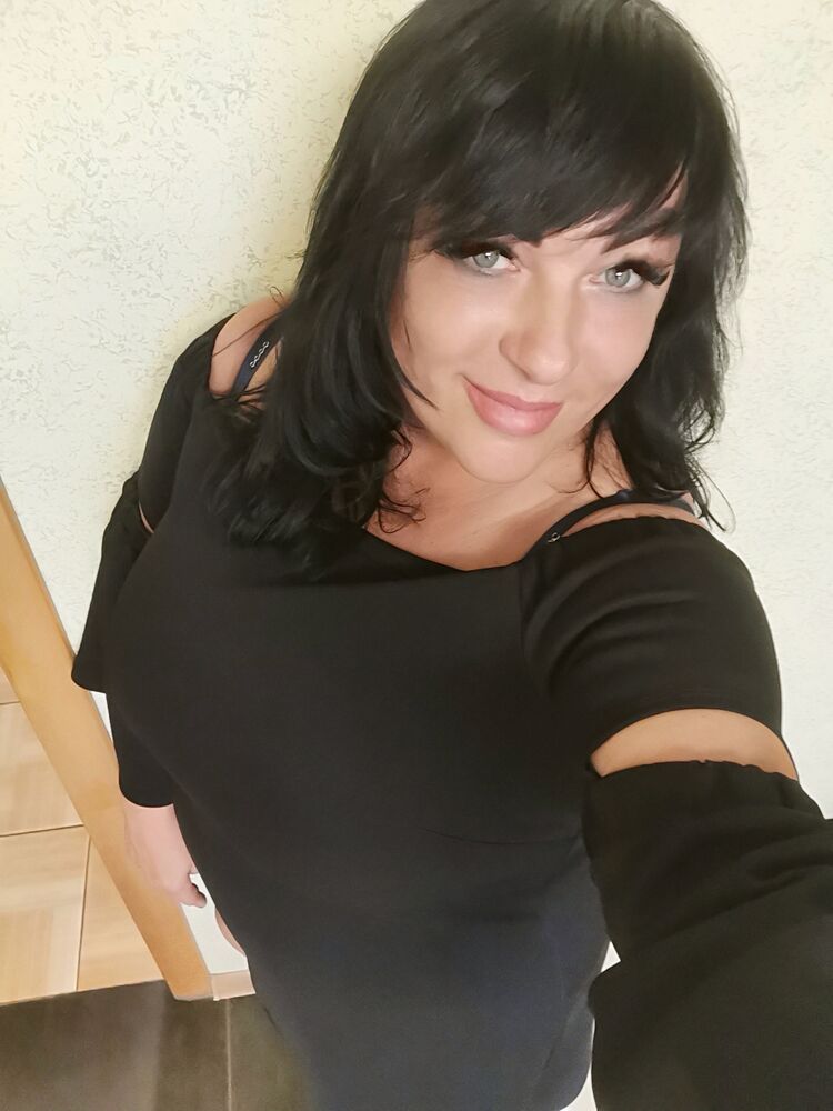  54274217  La_re_na, 49 ,    