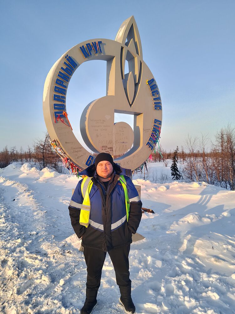  51133707  EVGENY, 33 ,    