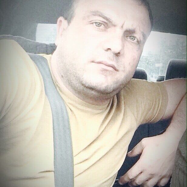  47863247  , 40 ,    