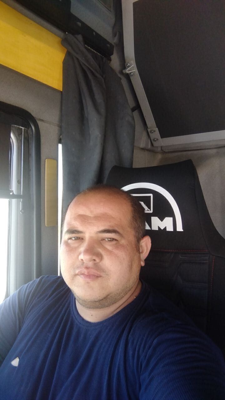  23493107  Otabek, 40 ,    