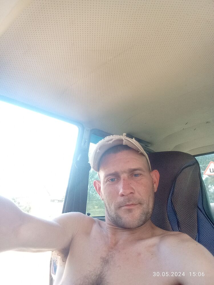  44018187  , 33 ,    