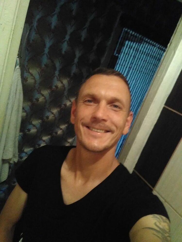  ,   Aleksandr, 45 ,   ,   , c 
